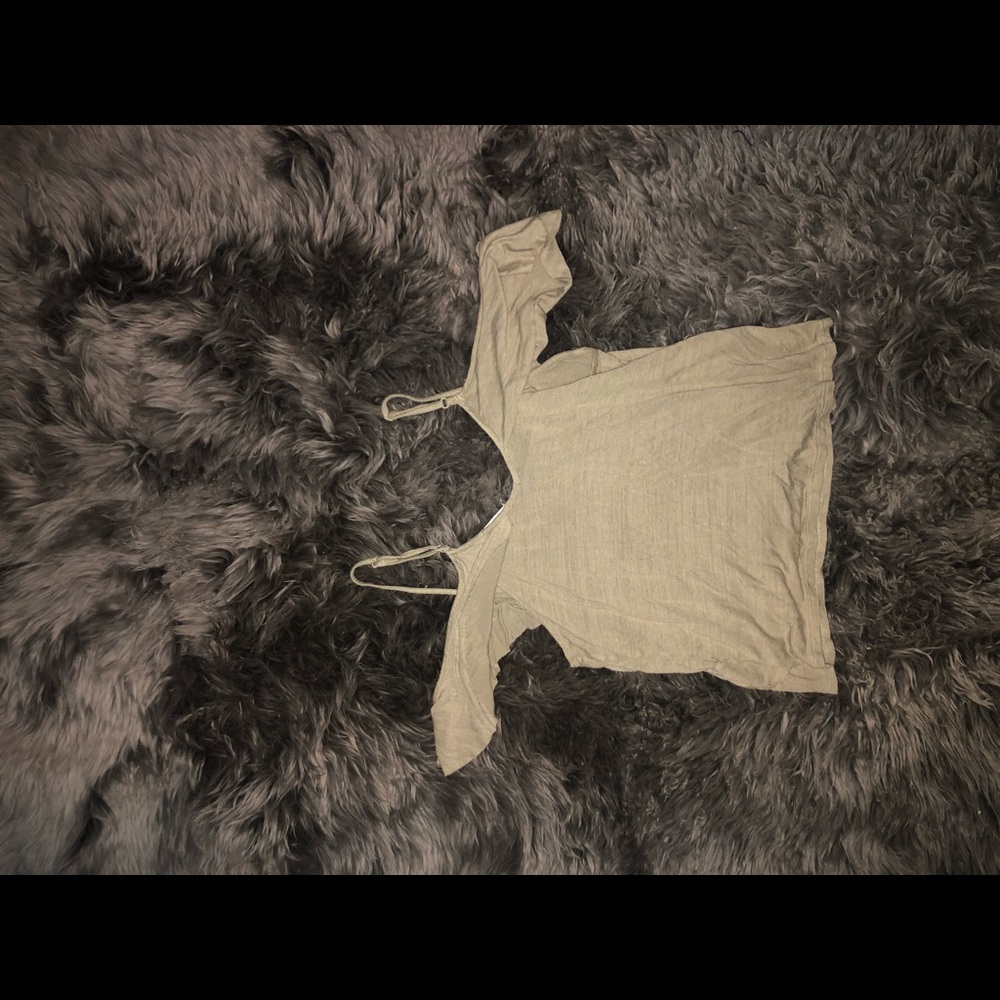 Cold Shoulder Top - Picture 3 of 3